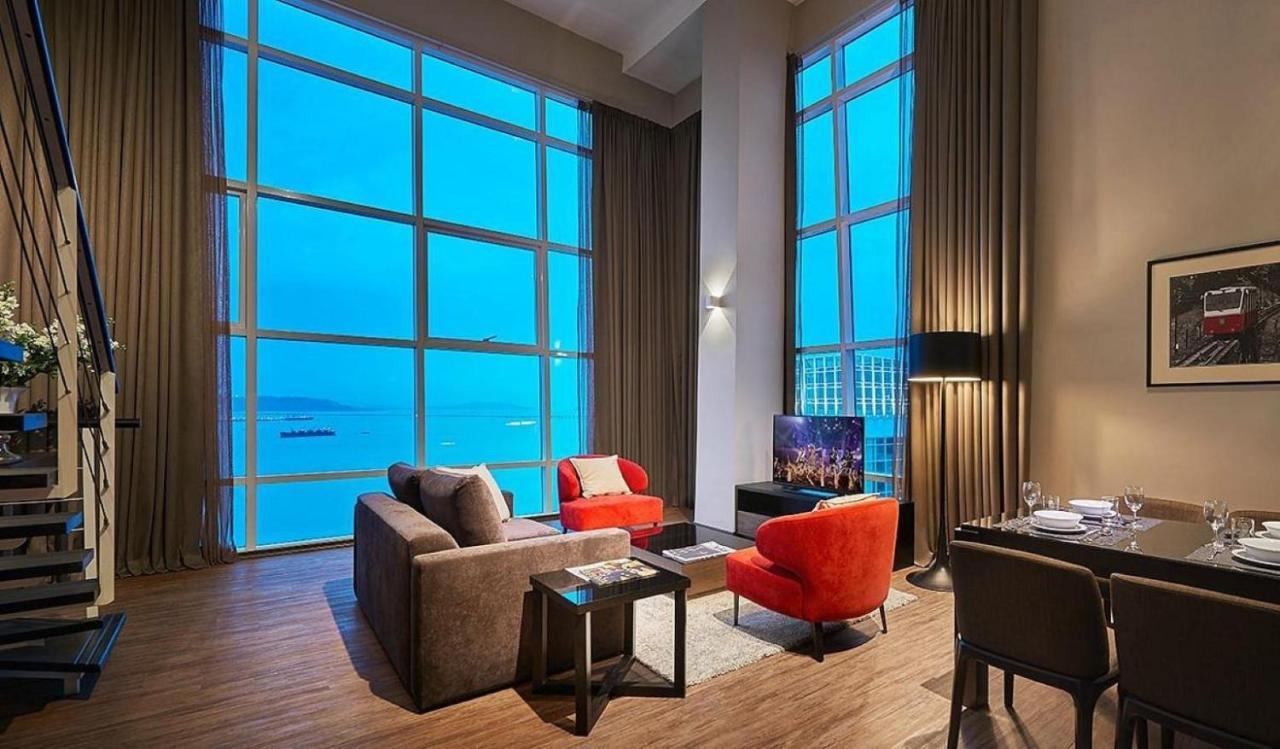 Maritime Luxury Suites George Town Exterior foto